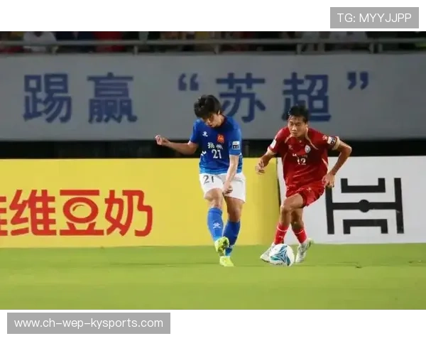 中国足协代表在活动中表示，将继续推动草根足球的发展，培养更多足球人才。